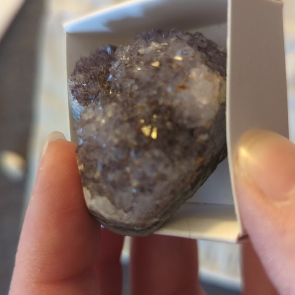 Amethyst raw heart - Picture 5 of 5